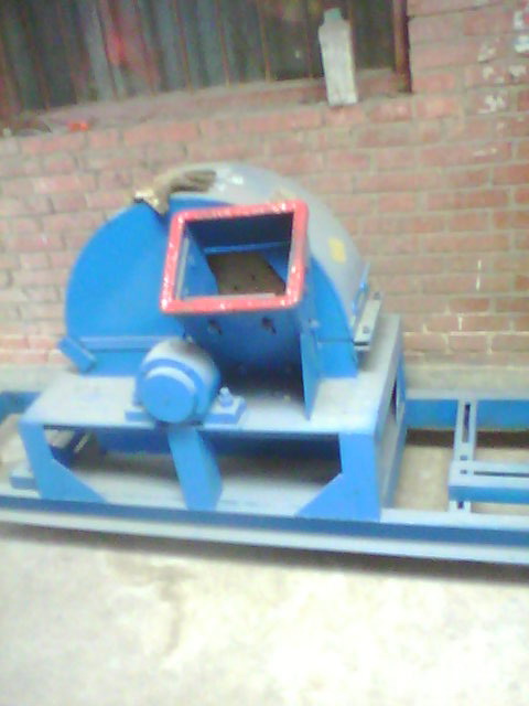 供應木材粉碎機產(chǎn)品圖片