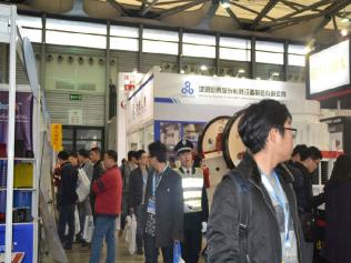 美國式破碎機企業沈陽山泰攜破碎機亮相2014上海寶馬展
