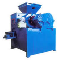 強(qiáng)力壓球機(jī)