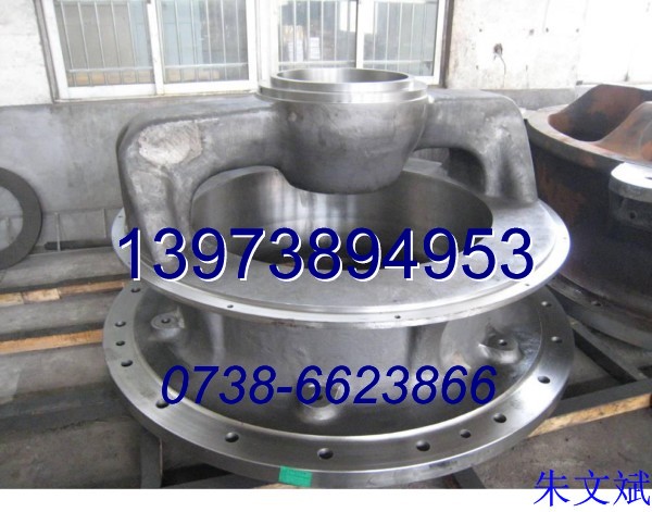 圓錐破碎機(jī)配件系列有:軀體、動(dòng)錐總成、定錐總成等產(chǎn)品圖片