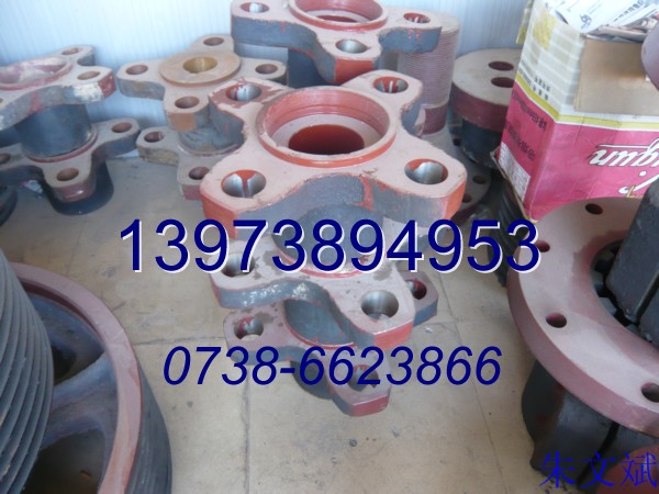 制砂機(jī)耐磨配件系列:流道板、耐磨塊等產(chǎn)品圖片