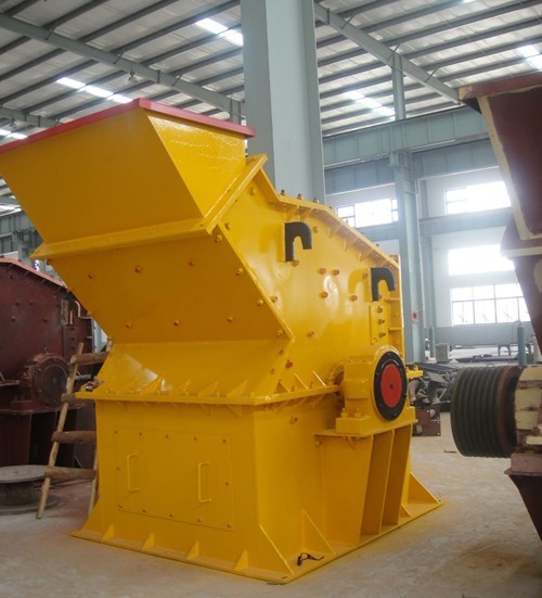 D威縣復(fù)合式破碎機設(shè)備效果更勝一籌產(chǎn)品圖片