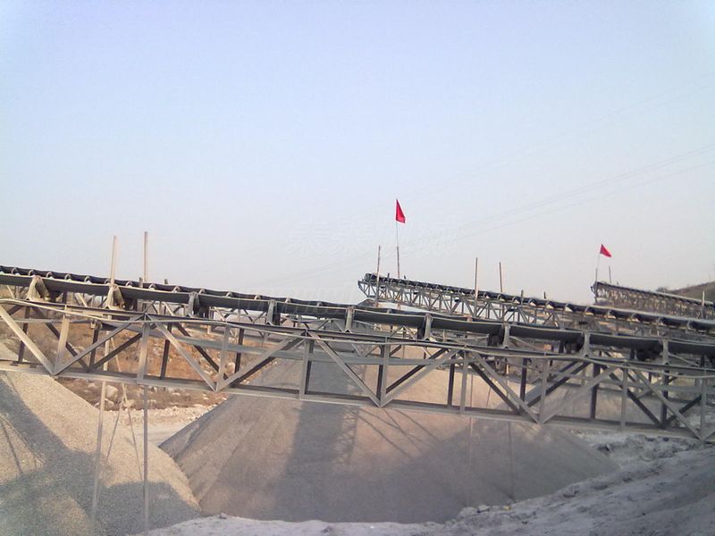 石子粉碎機價格|四川破碎機產(chǎn)品圖片