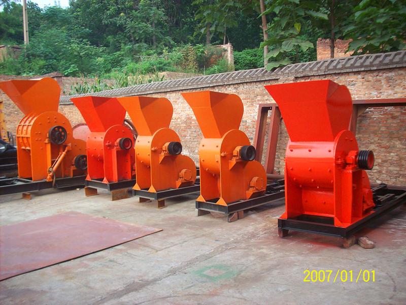 石灰粉碎機(jī) 三高機(jī)械精心打造石灰粉碎機(jī)價(jià)格再創(chuàng)新低產(chǎn)品圖片