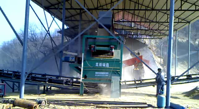 干式磁選機(jī)可不用水解決貧礦富集發(fā)提純-64%的干選機(jī)磁選設(shè)備產(chǎn)品圖片