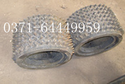 專(zhuān)業(yè)生產(chǎn)高質(zhì)量輥式破碎機(jī)易損件輥皮 齒輥產(chǎn)品圖片