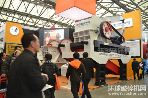 義烏市黑白礦山機械有限公司新型專利產(chǎn)品單機破碎生產(chǎn)線