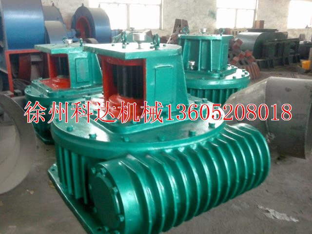 機立窯蝸輪減速機整機及蝸輪蝸桿產(chǎn)品圖片