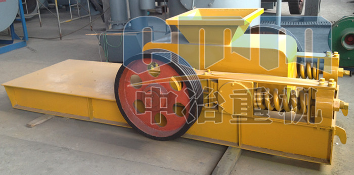 對輥破碎機(jī)哪家好 對輥破碎機(jī) 對輥制砂機(jī) 輥式破碎機(jī)產(chǎn)品圖片