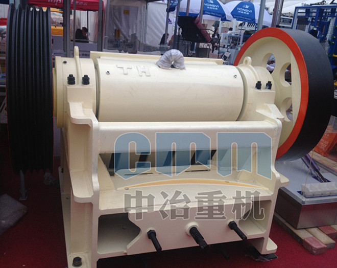 選礦破碎機 新型破碎機 顎破機產(chǎn)品圖片