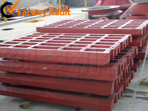 破碎機(jī)配件　顎式破碎機(jī)配件　圓錐破碎機(jī)配件　反擊破碎機(jī)配件