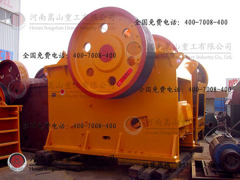 遼寧大型顎式破碎機廠家造成鄂式破碎機違規(guī)操作的主要原因有哪些