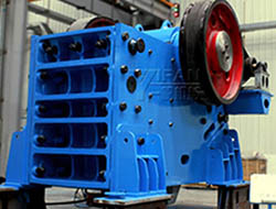 大型顎式破碎機產(chǎn)品圖片