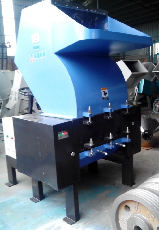 800型低噪音高檔塑料破碎機(jī)產(chǎn)品圖片