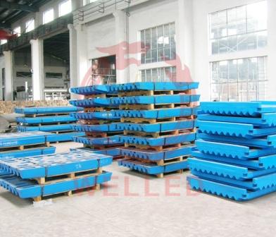 破碎機鄂板庫存（錳鋼）產品圖片