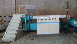 ABS塑料回收擠出造粒機產(chǎn)品圖片