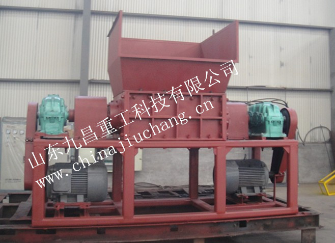 雙軸撕碎機(jī)產(chǎn)品圖片