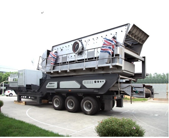 輪胎式移動破碎站產(chǎn)品圖片