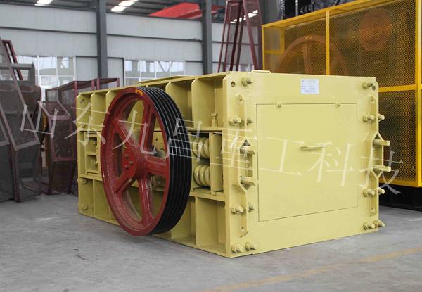 2PG0402CT雙齒輥破碎機