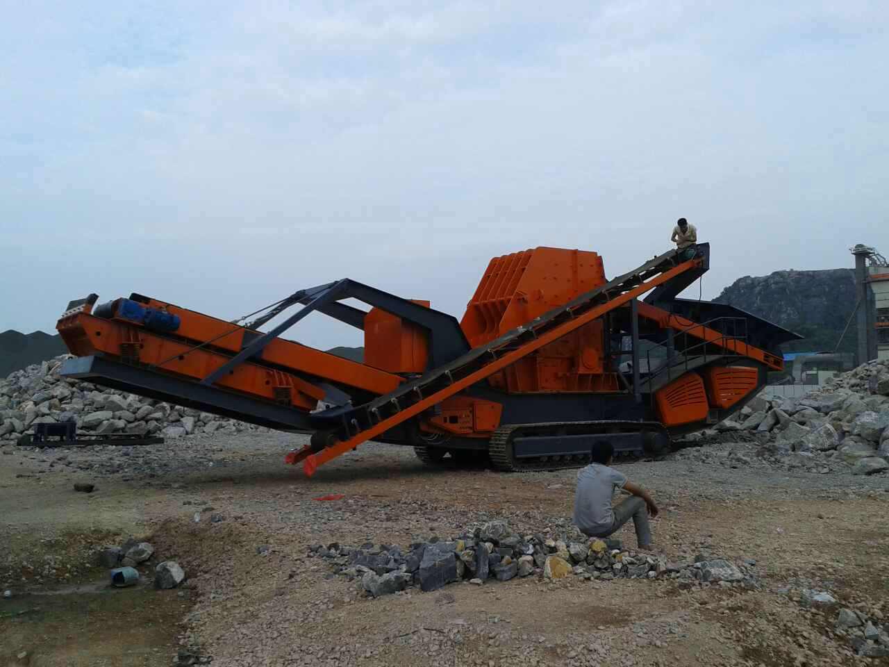 移動破碎機產(chǎn)品圖片