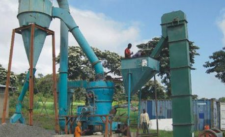 供應(yīng)高壓懸輥雷蒙磨粉機(jī)產(chǎn)品圖片