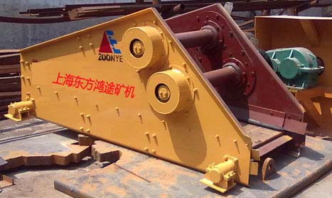 道砟石振動篩,石料震動篩,機制砂生產(chǎn)用篩,機制砂直線震動篩產(chǎn)品圖片