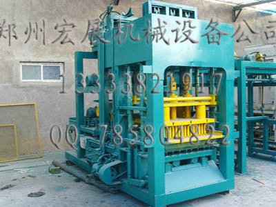 水泥磚機(jī)|制磚機(jī)設(shè)備|產(chǎn)品圖片