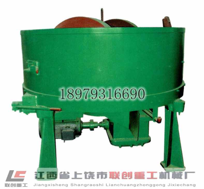 江西泡沫混凝土設(shè)備場地 空心磚機(jī)價格產(chǎn)品圖片