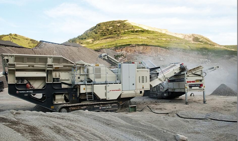 C-1540E油電兩用履帶移動(dòng)圓錐式破碎站產(chǎn)品圖片