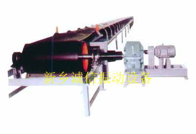 新鄉(xiāng)煤礦用大傾角皮帶輸送機(jī)較低價--新鄉(xiāng)誠信	產(chǎn)品圖片