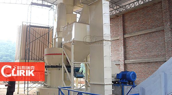 鋁礬土雷蒙磨粉機加工物料的方法有