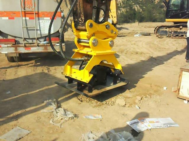 液壓夯實(shí)器、液壓夯實(shí)機(jī)、液壓震動(dòng)夯、液壓平整夯