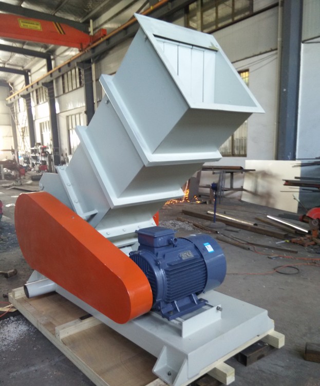 塑料管材破碎機，PVC/PPR塑料管材粉碎機，粉碎機水口料破碎機齒爪式破產(chǎn)品圖片