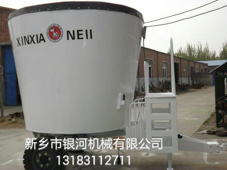 9立方TMR飼料攪拌車，牛羊飼料攪拌機