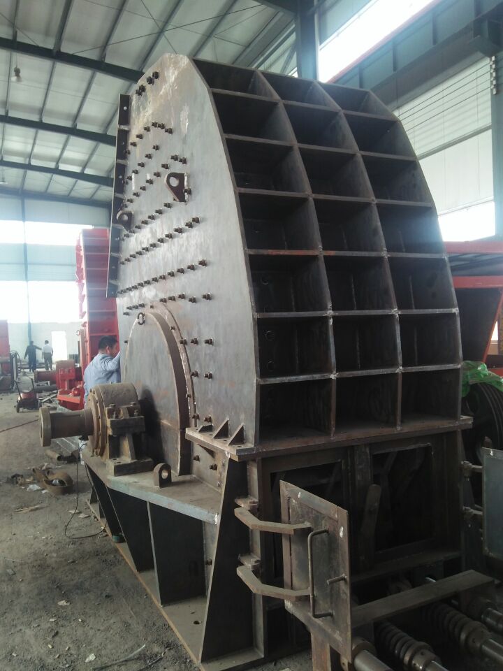 礦山破碎機械，顎式破碎機械產(chǎn)品圖片