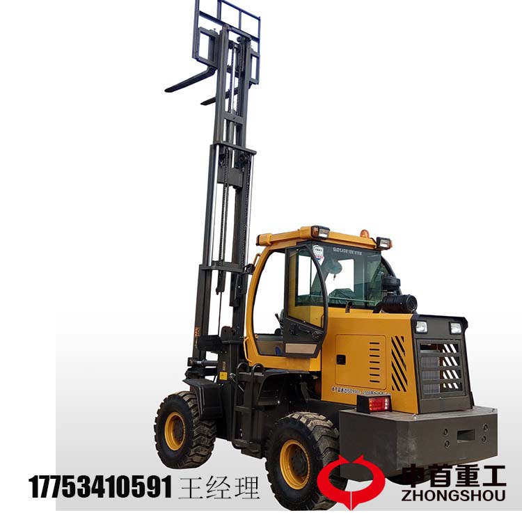 湖南叉車 越野叉車 車身寬底盤高安全穩(wěn)定 中首重工產(chǎn)品圖片