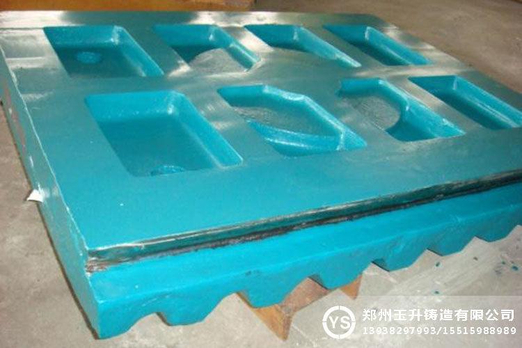 什么樣的破碎機(jī)鄂板廠家才專業(yè)呢