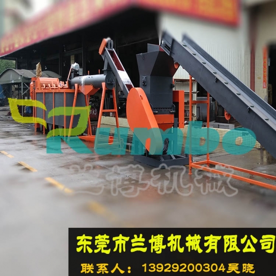 塑料瓶脫標破碎清洗線全套流程設備產品圖片