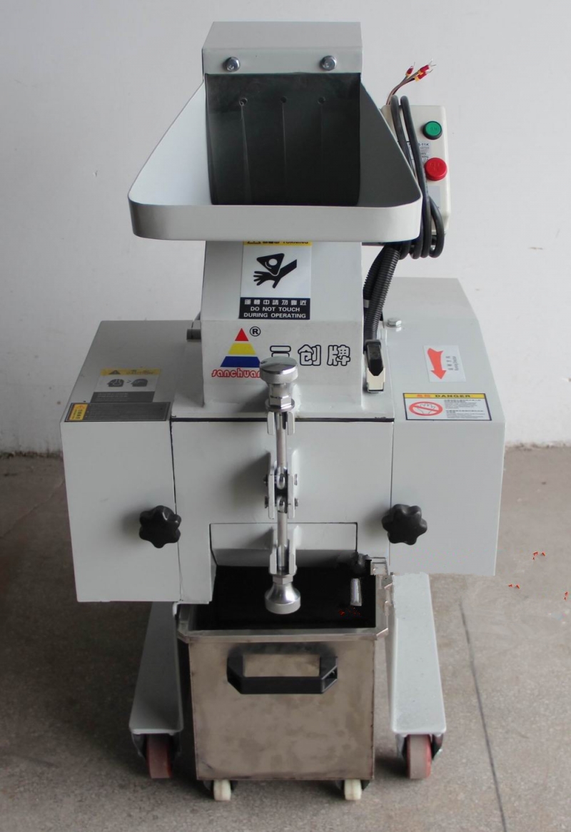 TPE軟膠粉碎機/TPE彈性體粉碎機廠產(chǎn)品圖片