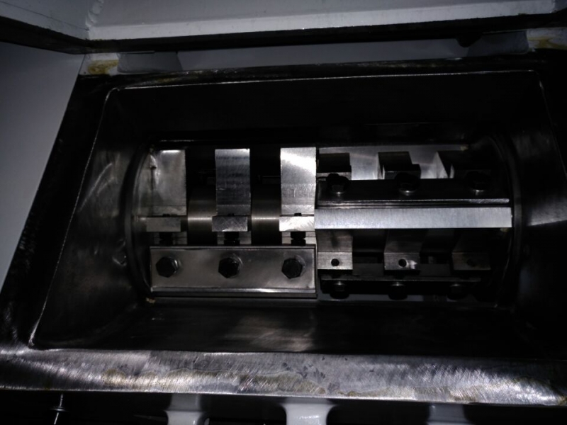 廠家直銷【橡膠破碎機】不粘刀/不團產(chǎn)品圖片