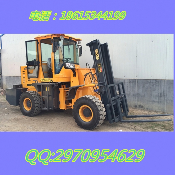 四驅(qū)越野叉車山路泥路都不怕的叉車中首重工w