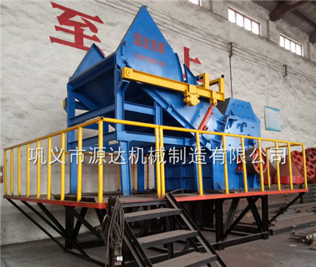 壓塊破碎機打破傳統(tǒng)實現更新換代