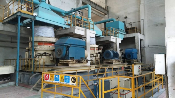 維修美卓Hp500圓錐破碎機（圓磨）定錐