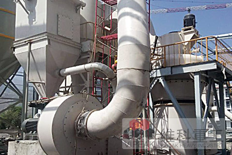 1.磨膨潤(rùn)土粉的機(jī)器/膨潤(rùn)土磨粉機(jī)產(chǎn)品圖片