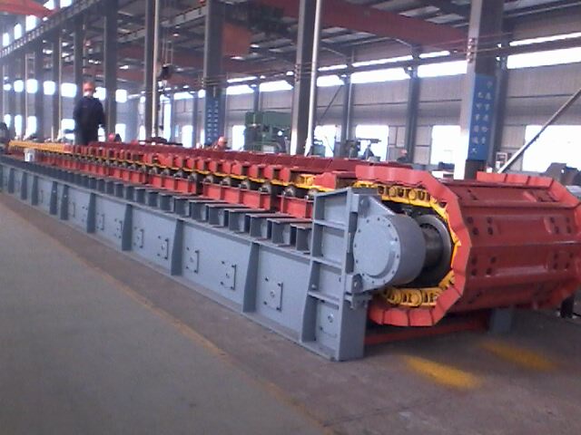 山東瑞隆重型板式給料機(jī)輸送機(jī)喂料