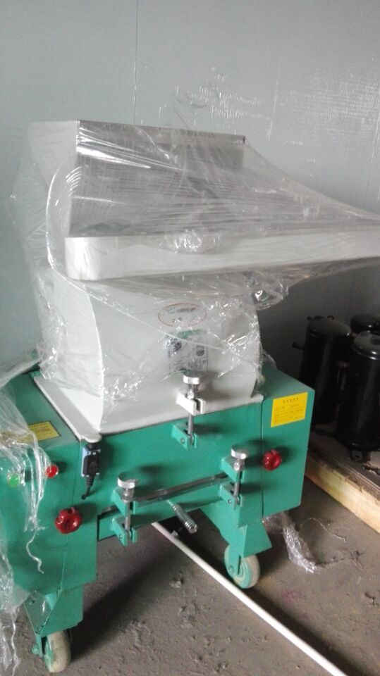 強力破碎機產(chǎn)品圖片