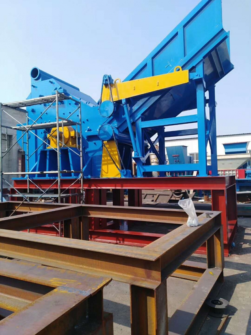 大型	廢鐵破碎機(jī)多少錢一臺