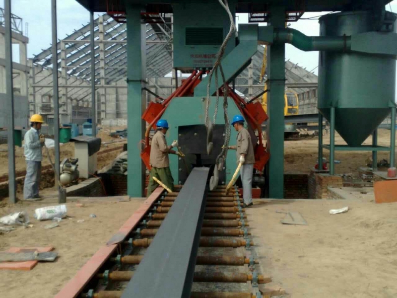 H型鋼拋丸清理機(jī)產(chǎn)品圖片