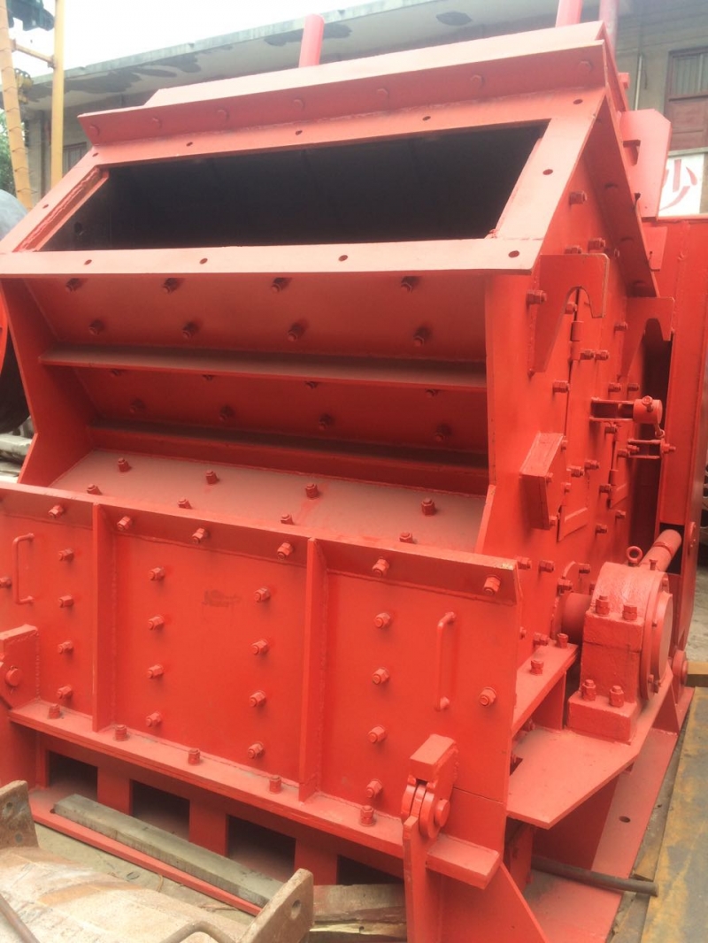 上海山芬專業(yè)生產(chǎn)反擊式破碎機(jī)