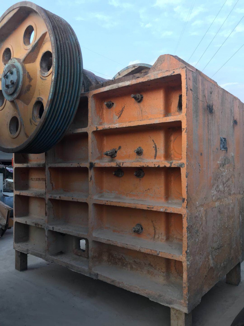 二手破碎機(jī)出售產(chǎn)品圖片